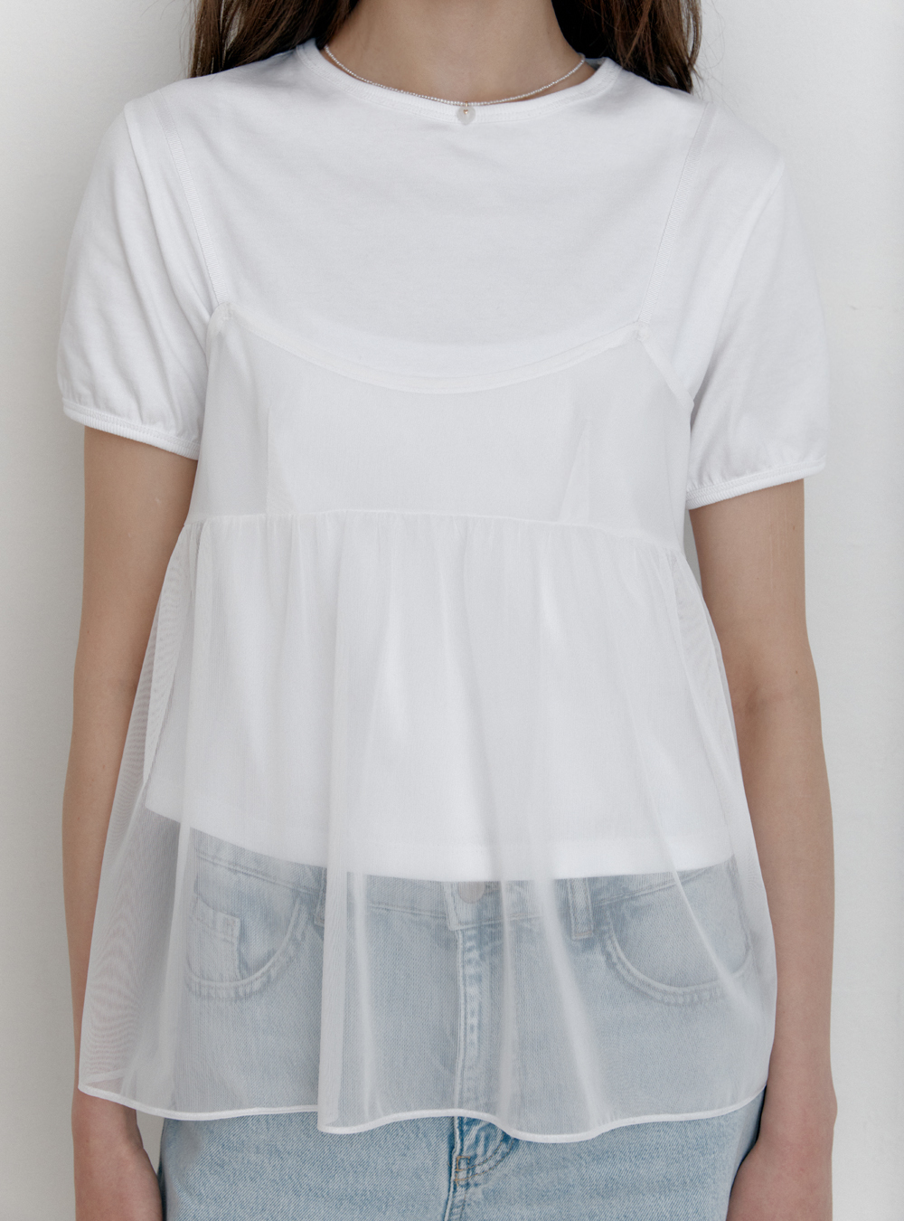 Shirring  see-through sleeveless. White